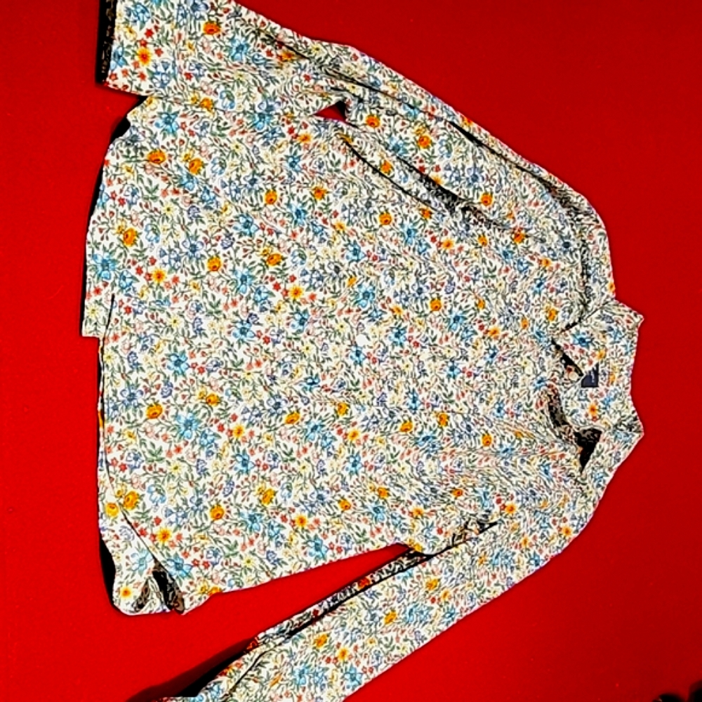 American Eagle flower print long sleeve button up